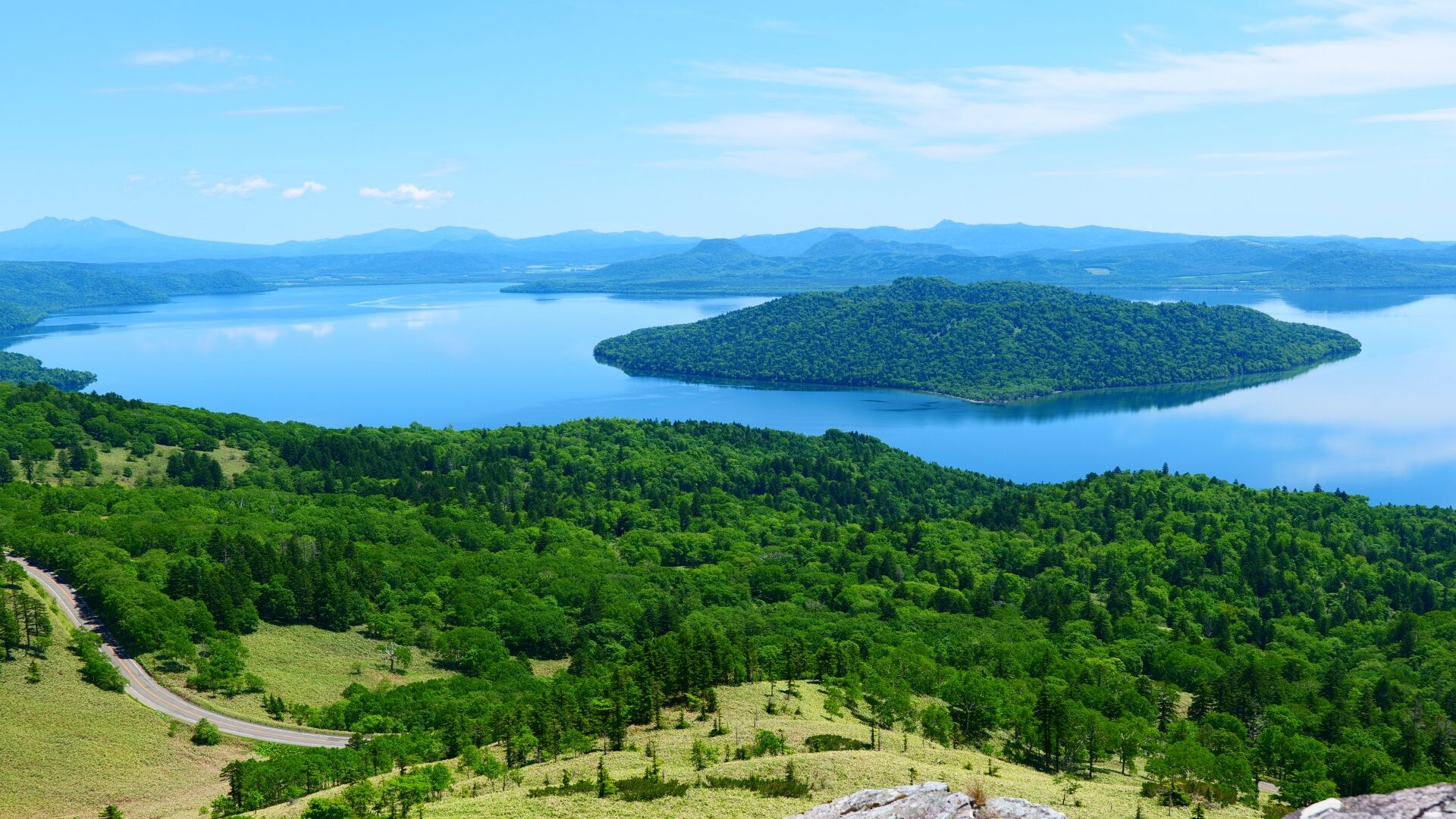 The largest caldera lake in Japan, with an area of approximately 79 km²—it's large enough to completely encompass Tokyo's Yamanote Line.