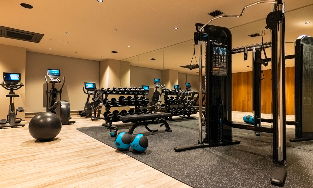 Fitness: Equipped with recumbent bikes, cross trainers, and more. Why not work up a refreshing sweat during your stay? [Business hours] 8:00 AM-10:00 PM