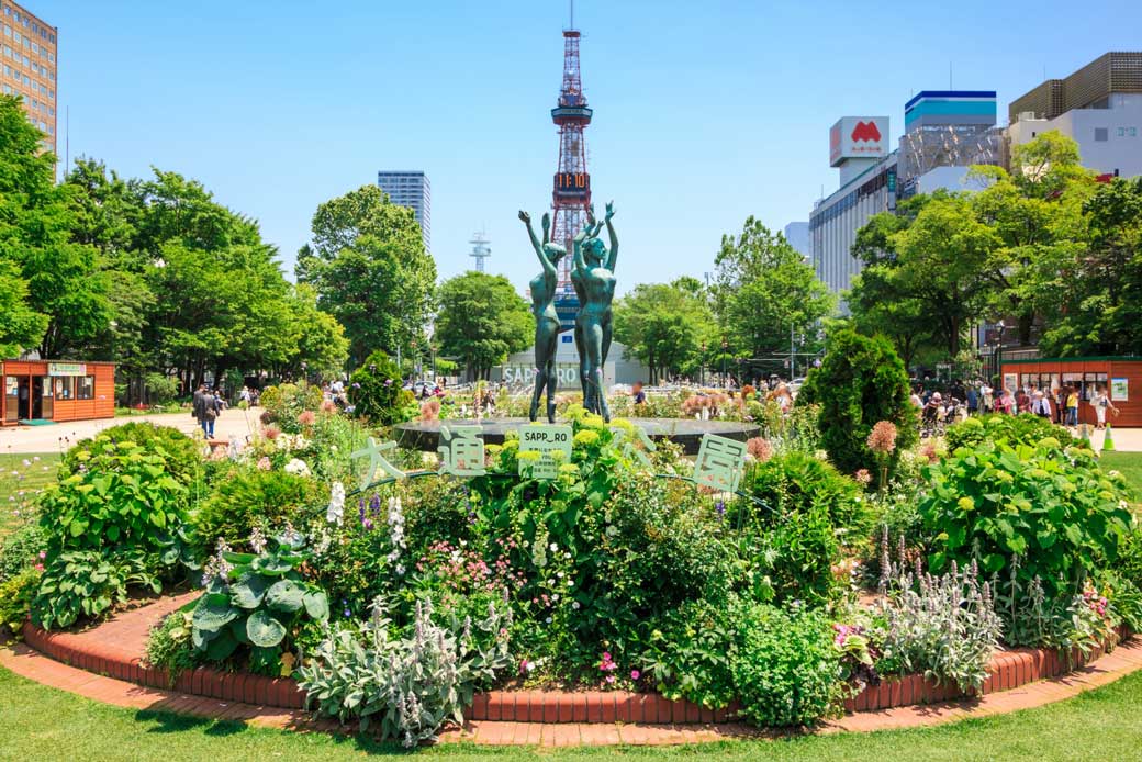 Odori Park, Nishi 3-chome