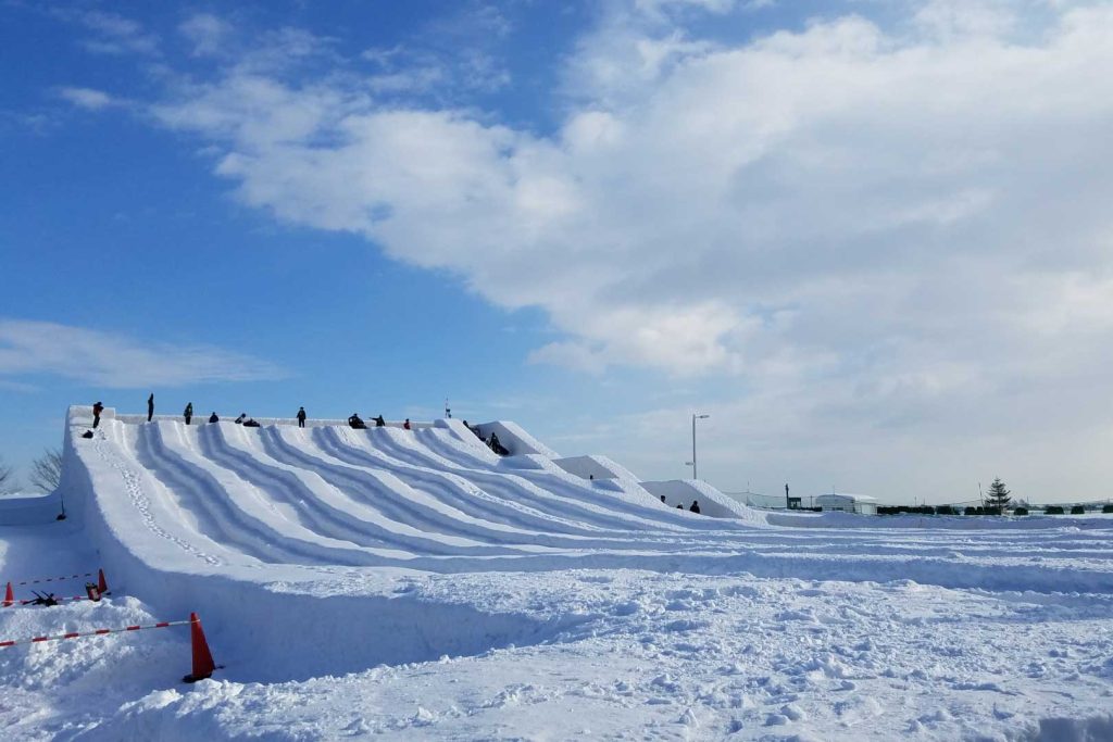 Winter: Snow play parks